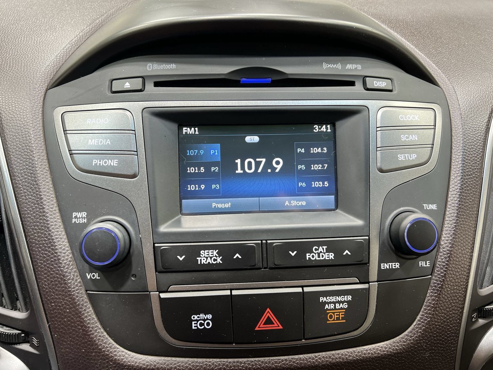 Used 2015 Hyundai Tucson SE FWD image 16