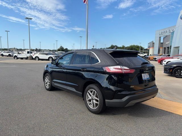 Used 2024 Ford Edge SEL AWD/4WD image 3