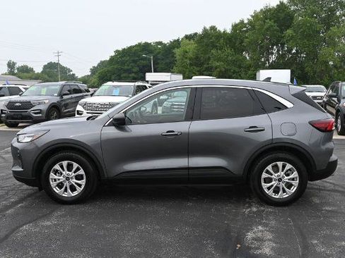 Certified 2023 Ford Escape Active w/ Tech Pack #1 FWD image 4