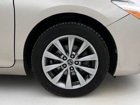 Used 2015 Toyota Camry XLE image 28