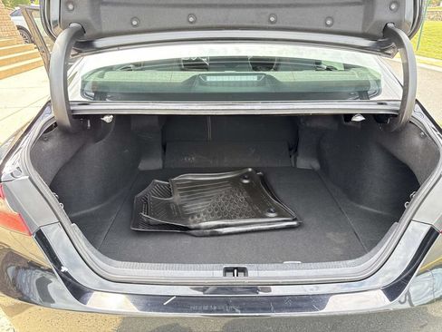 Used 2021 Toyota Camry SE FWD image 24