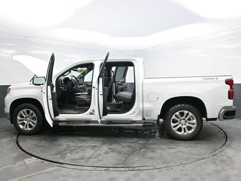 Used 2023 Chevrolet Silverado 1500 LTZ AWD/4WD image 42