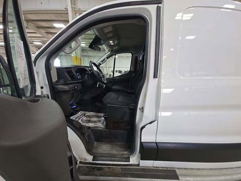 Used 2024 Ford Transit 250 Low Roof AWD w/ Exterior Upgrade Package image 7