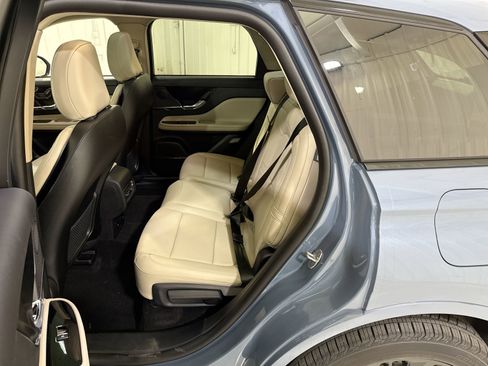 New 2026 Lincoln Corsair Reserve w/ Jet Appearance Package image 25