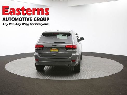 Used 2020 Jeep Grand Cherokee Altitude image 38