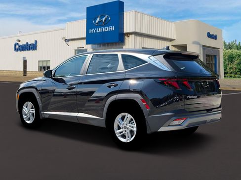 New 2026 Hyundai Tucson SE image 4