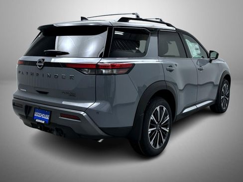 New 2026 Nissan Pathfinder Platinum image 5