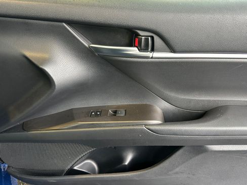 Used 2023 Toyota Camry LE image 19