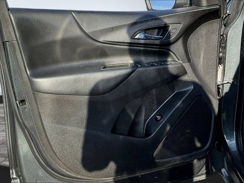 Used 2020 Chevrolet Equinox LT AWD/4WD image 16