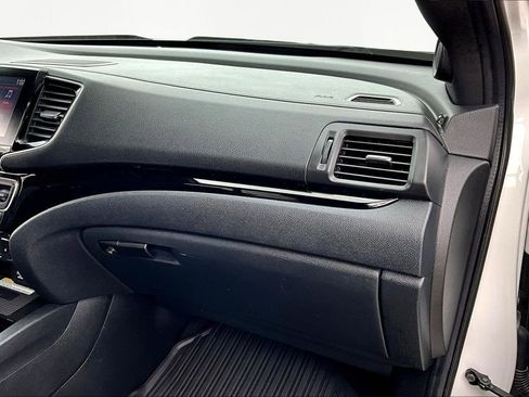 Used 2021 Honda Ridgeline Black Edition image 17