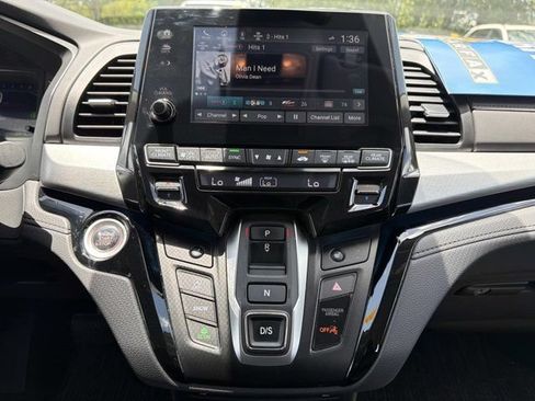 Used 2022 Honda Odyssey Touring image 27