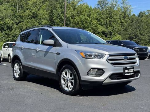 Used 2018 Ford Escape SE AWD/4WD image 2