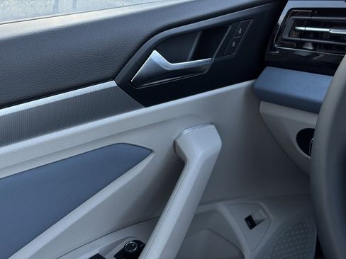 New 2025 Volkswagen Jetta SE image 25