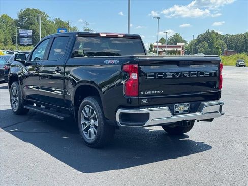 Used 2025 Chevrolet Silverado 1500 LT AWD/4WD image 5