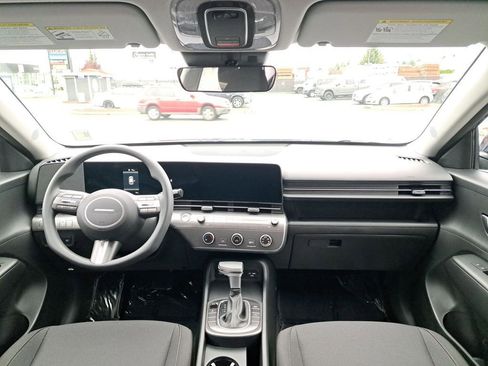 New 2026 Hyundai Kona SE image 18