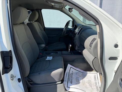 Used 2018 Nissan Frontier S image 18