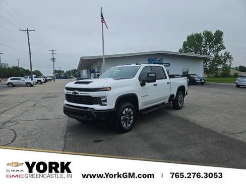 Used 2024 Chevrolet Silverado 2500 Custom w/ Custom Value Package AWD/4WD image 1