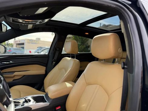 Used 2014 Cadillac SRX Luxury w/ Driver Awareness Package image 21