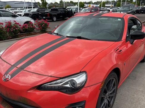 Certified 2017 Toyota 86 860 Special Edition RWD image 1