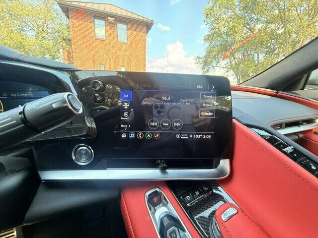 Used 2023 Chevrolet Corvette Stingray Preferred Cpe w/ 2LT RWD image 17