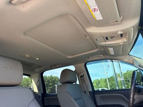 Used 2016 GMC Sierra 2500 Denali w/ Duramax Plus Package AWD/4WD image 12