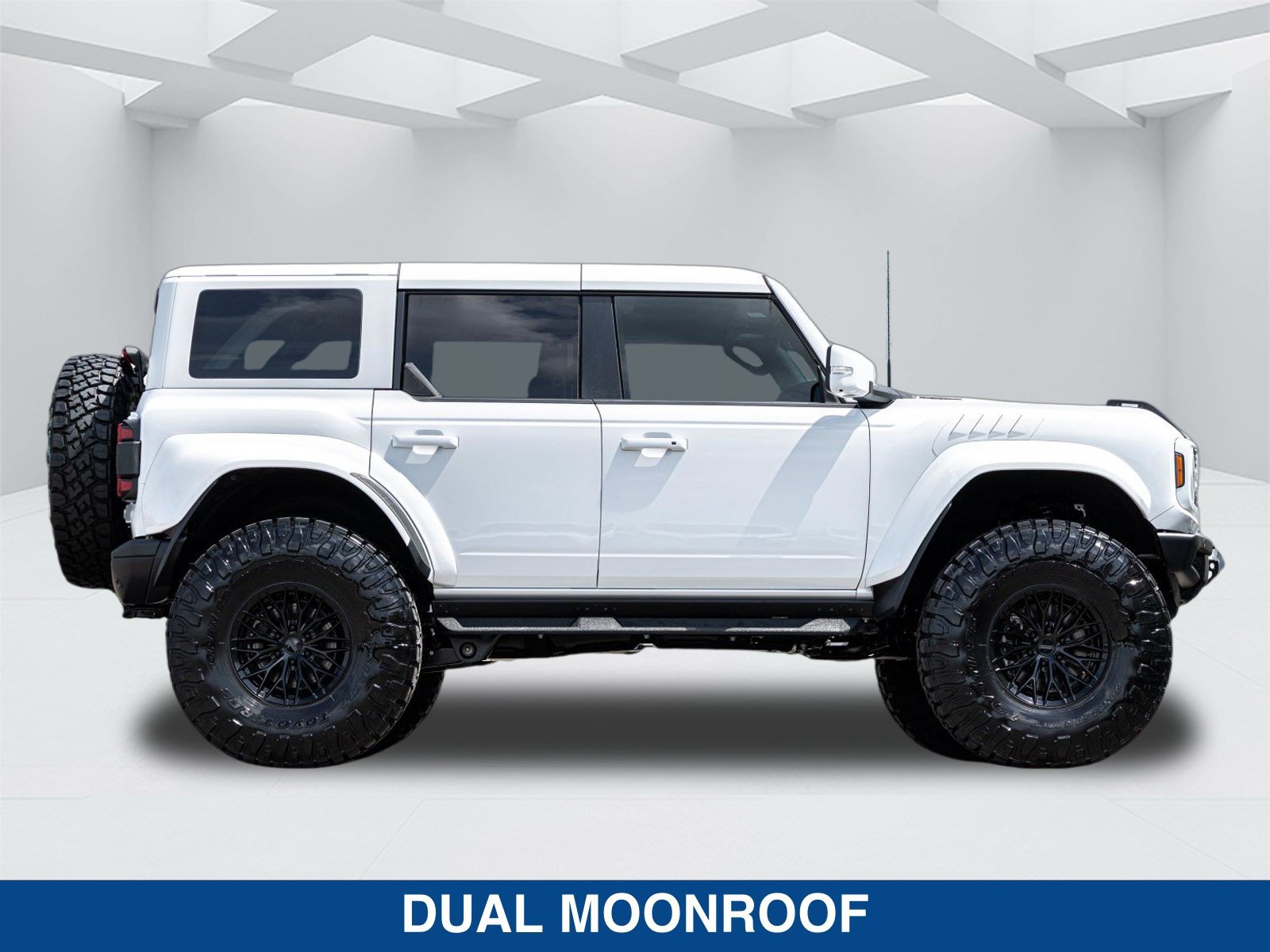 New 2026 Ford Bronco Raptor AWD/4WD image 3