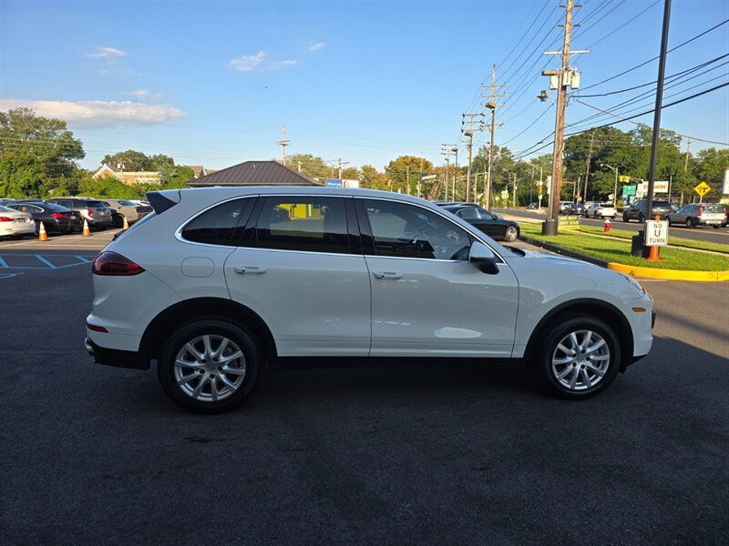 Used 2018 Porsche Cayenne AWD/4WD image 24