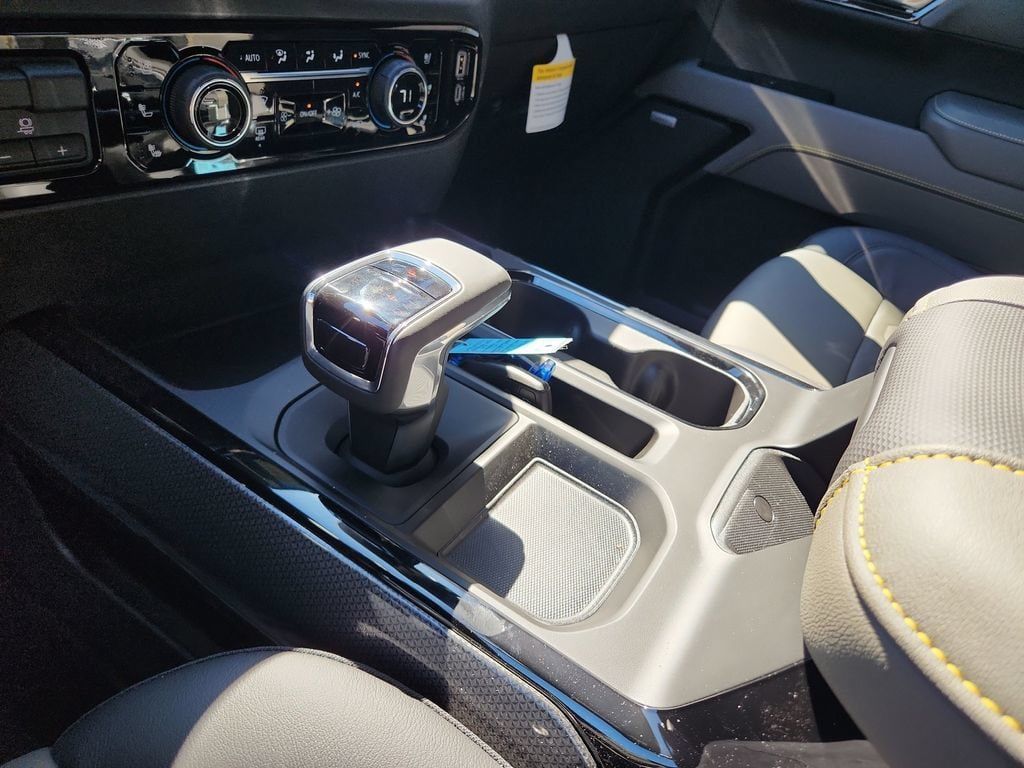 New 2026 Chevrolet Silverado 1500 ZR2 w/ LPO, Dark Essentials Package AWD/4WD image 27