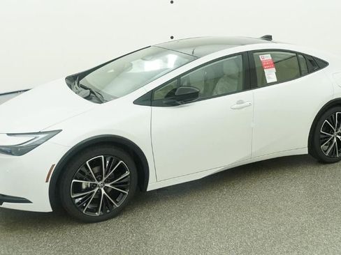 New 2026 Toyota Prius Limited FWD image 2