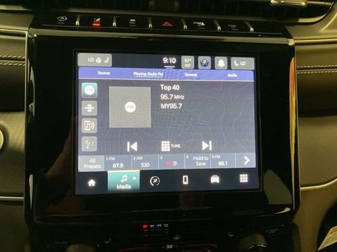 Used 2025 Jeep Grand Cherokee Laredo X w/ Luxury Tech Group I image 29