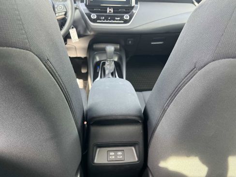 Used 2023 Toyota Corolla LE image 21