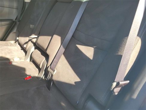 Used 2016 Nissan Rogue S image 15