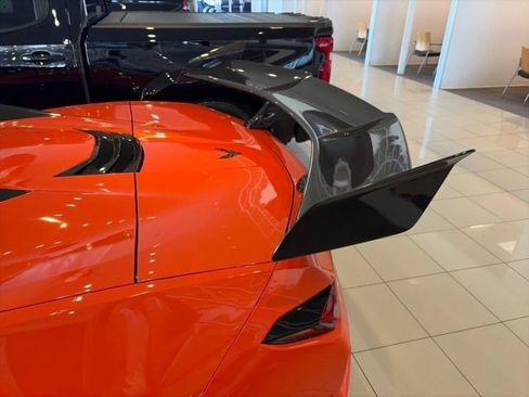 Used 2025 Chevrolet Corvette ZR1 w/ ZR1 Carbon Fiber Aero Package RWD image 8