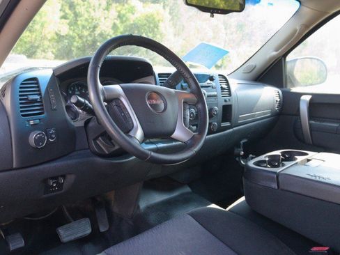 Used 2014 GMC Sierra 2500 SLE AWD/4WD image 16