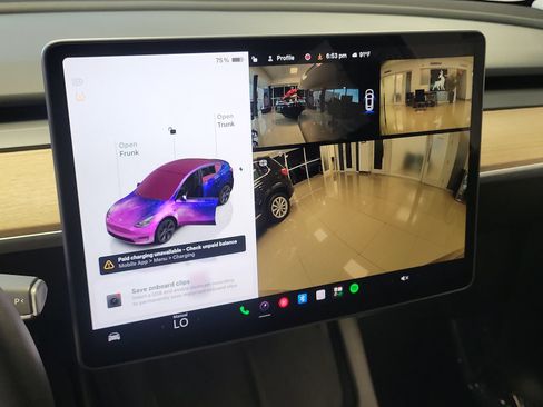 Used 2025 Tesla Model Y Long Range RWD image 26