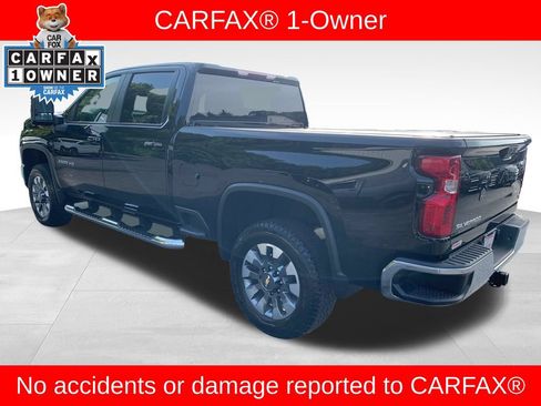 Used 2024 Chevrolet Silverado 2500 LT AWD/4WD image 3