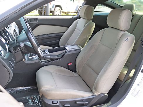 Used 2014 Ford Mustang Coupe w/ Equipment Group 102A RWD image 22