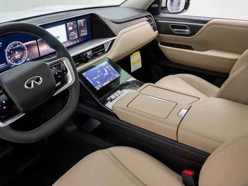 New 2026 INFINITI QX80 Pure w/ Cargo Package image 11