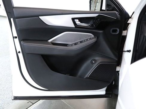 Certified 2024 Acura MDX SH-AWD w/ Technology Package image 12