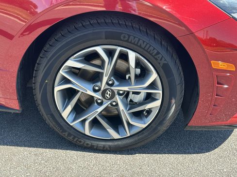 Used 2023 Hyundai Sonata SEL FWD image 13