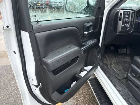 Used 2014 GMC Sierra 1500 SLT w/ All-Terrain Package AWD/4WD image 9