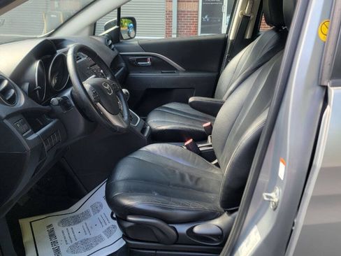 Used 2012 MAZDA MAZDA5 Touring FWD image 12