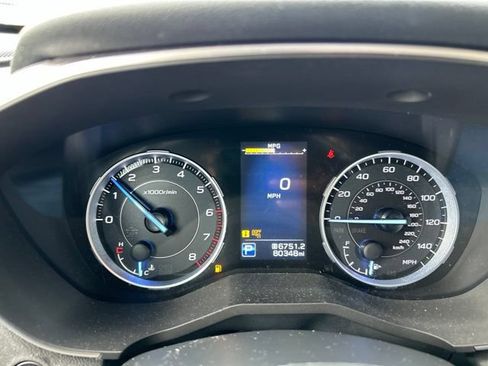 Used 2022 Subaru Ascent Limited AWD/4WD image 8