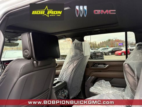 New 2026 GMC Yukon XL Denali Ultimate w/ LPO, Illumination Package image 7