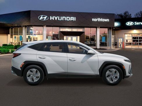 New 2026 Hyundai Tucson Blue SE AWD/4WD image 7