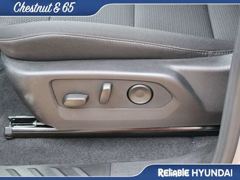 Used 2026 Chevrolet Colorado LT w/ Advanced Trailering Package AWD/4WD image 23