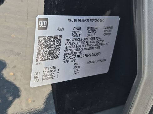 Used 2024 GMC Yukon XL Denali AWD/4WD image 32