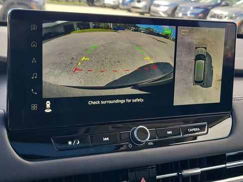 New 2025 Mitsubishi Outlander SE image 30