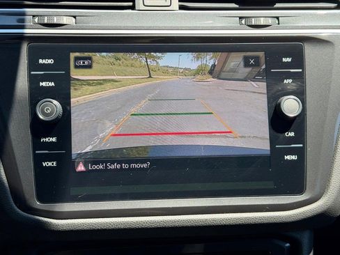 Used 2024 Volkswagen Tiguan SEL R-Line AWD/4WD image 22