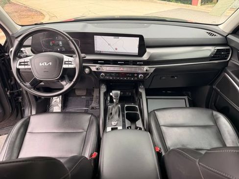 Certified 2024 Kia Telluride S w/ S Sunroof Package FWD image 15